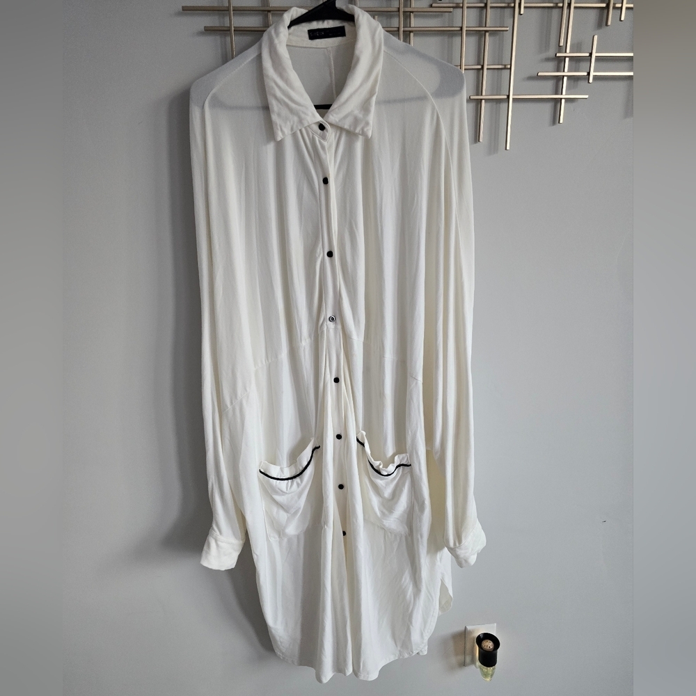 SHEIN Oversized White Dress With Black Trim​